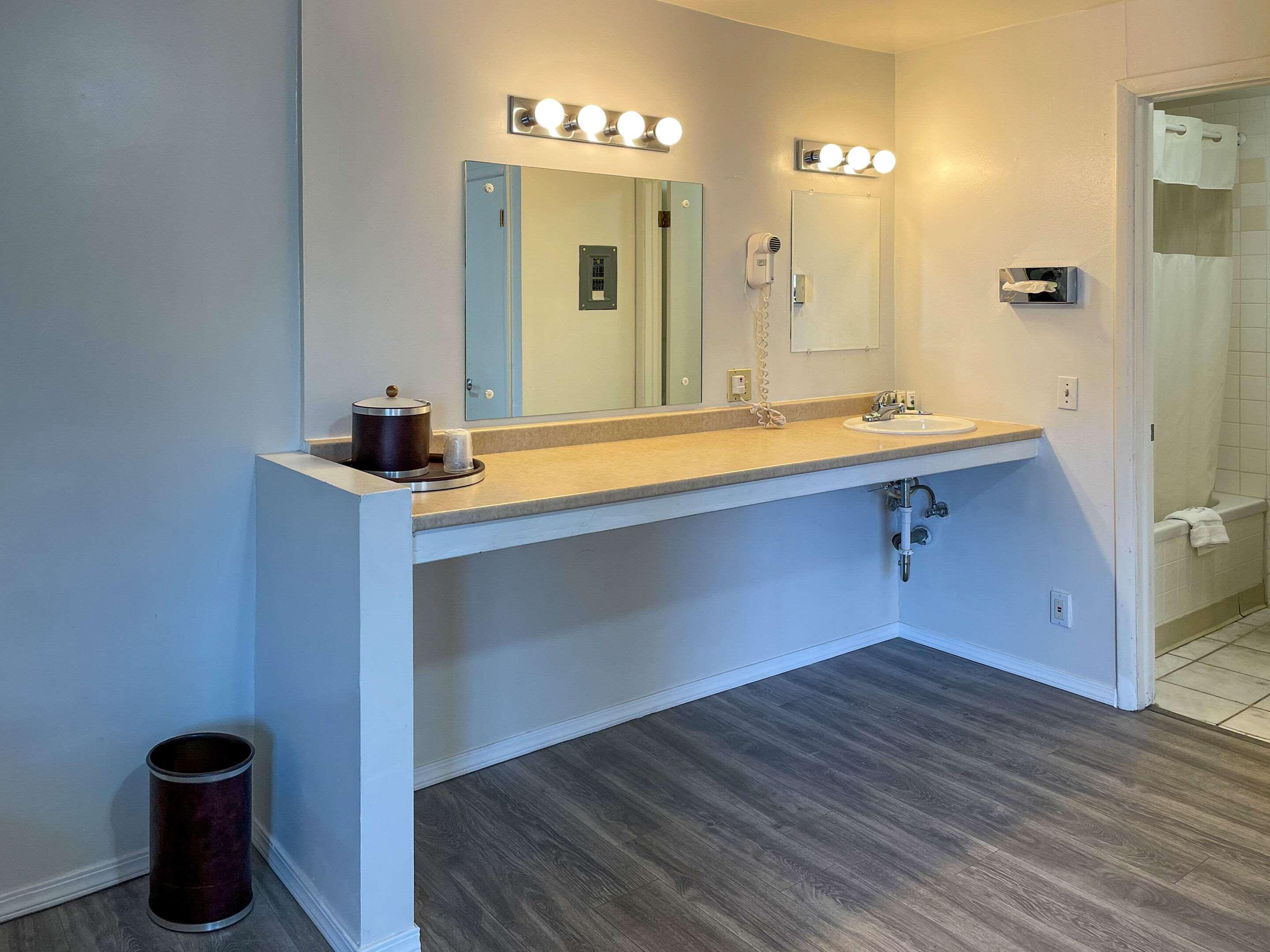 Rodeway Inn & Suites Omak - Okanogan Luaran gambar